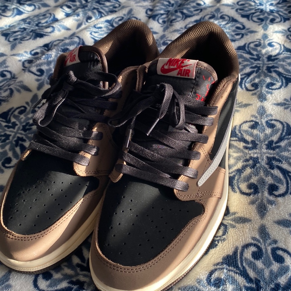 Jordan 1 low TS size 11 - UA